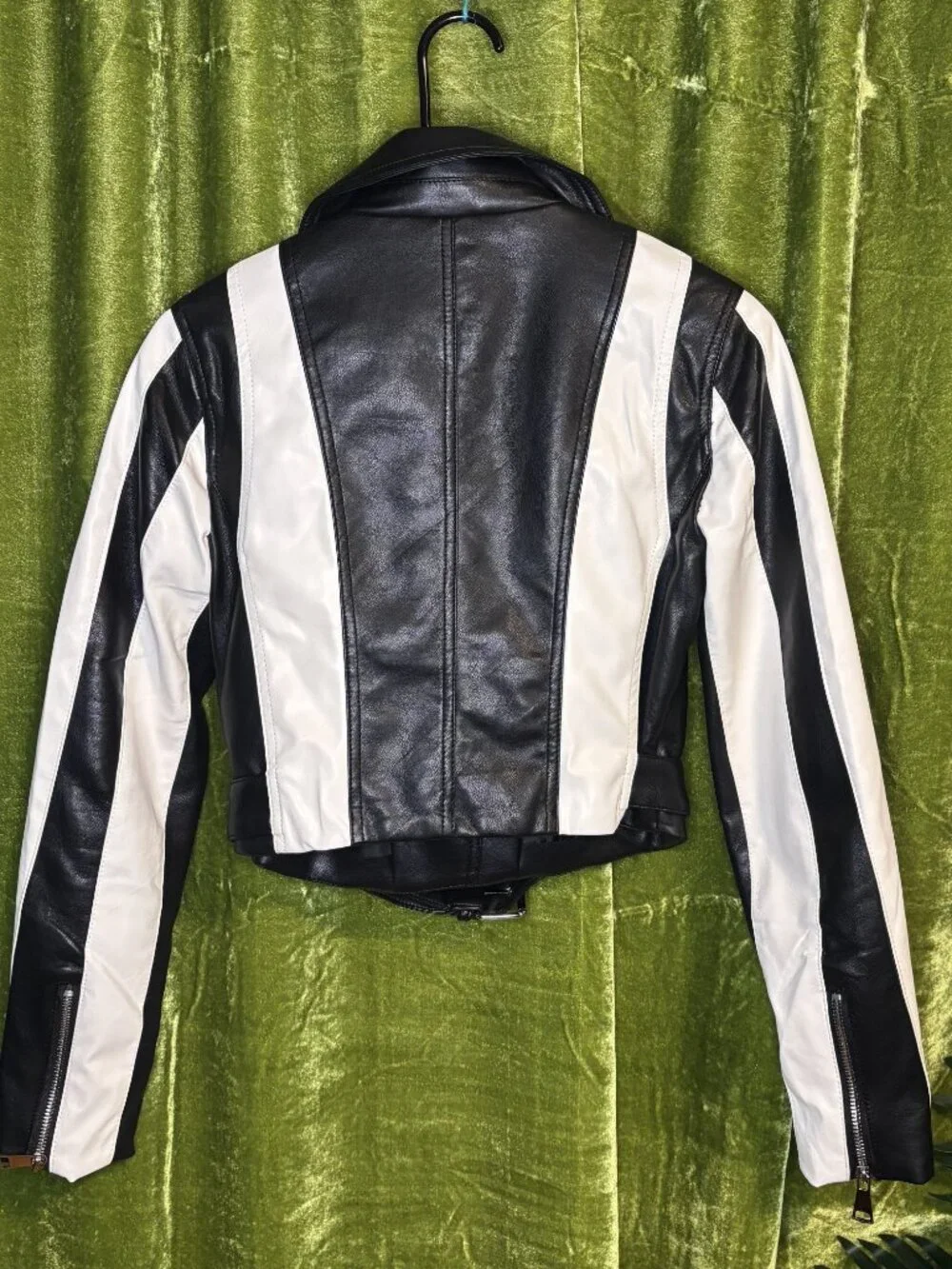 AZALEA WNG BEETLEJUICE MOTO JACKET - size SMALL - Picture 2 of 6